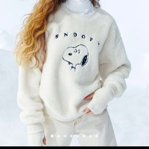 NWT Snoopy Crewneck